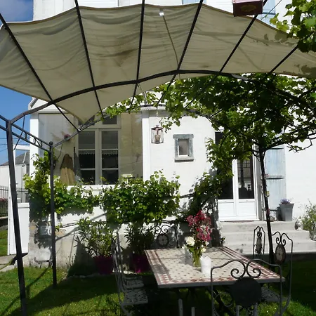 La Pie Grieche فندق مبيت وإفطار 3*
